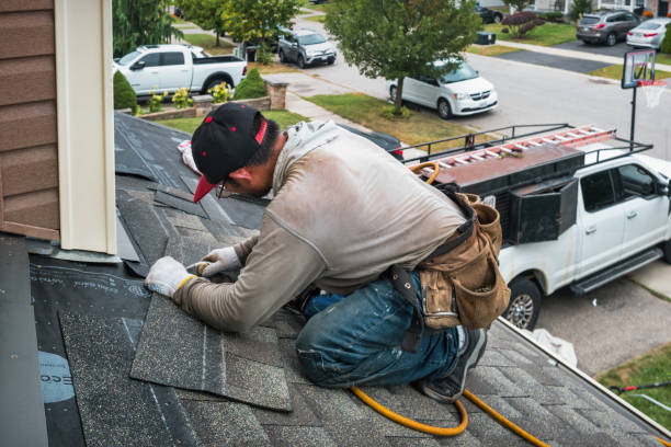 Professional Roofing technician working in New Melle, MO